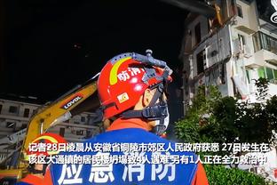 JJ雷迪克炮轰老里：你永远在找借口！哈登交易到快船你都要邀功